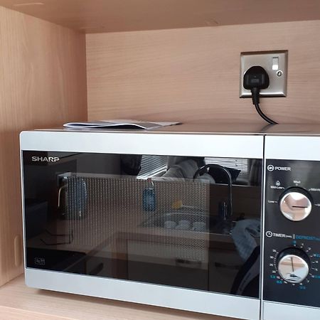 Rick'S Retreat Static Caravan Near The Beach With Free Wifi 洛西茅斯 外观 照片